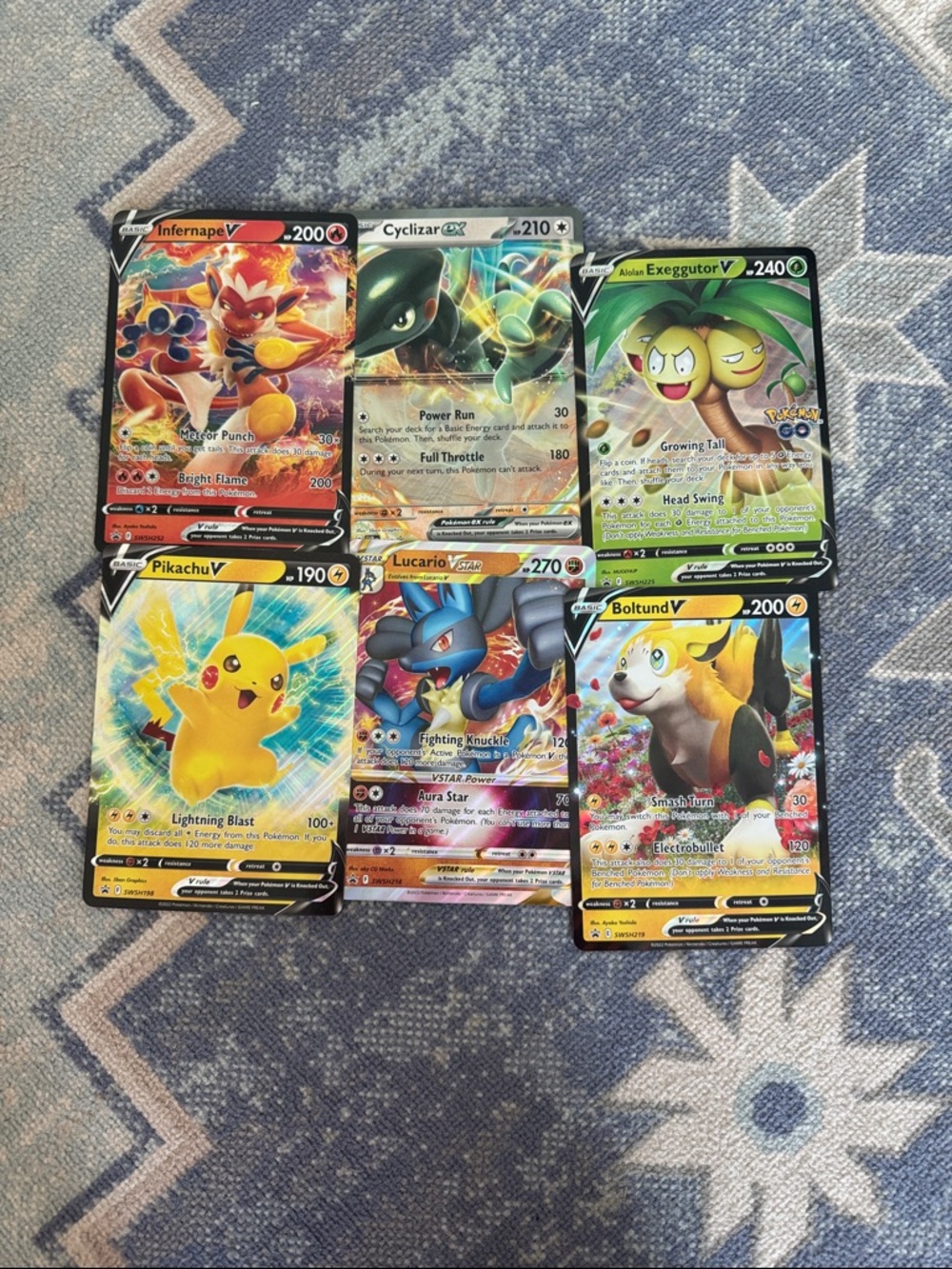 Pokémon V Card Lot - Infernape, Cyclizar, Exeggutor, Pikachu, Lucario, Boltund